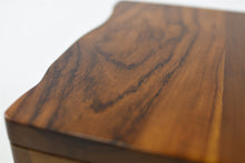 Load image into Gallery viewer, Tahan solid teak wooden pet ashes casket lid close up.