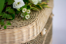 Load image into Gallery viewer, Handwoven seagrass pet coffin corner close up.
